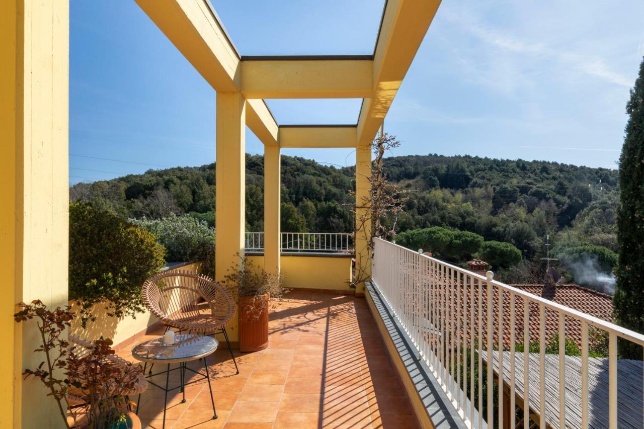 Holiday Prato Verde Chiatri Extérieur photo