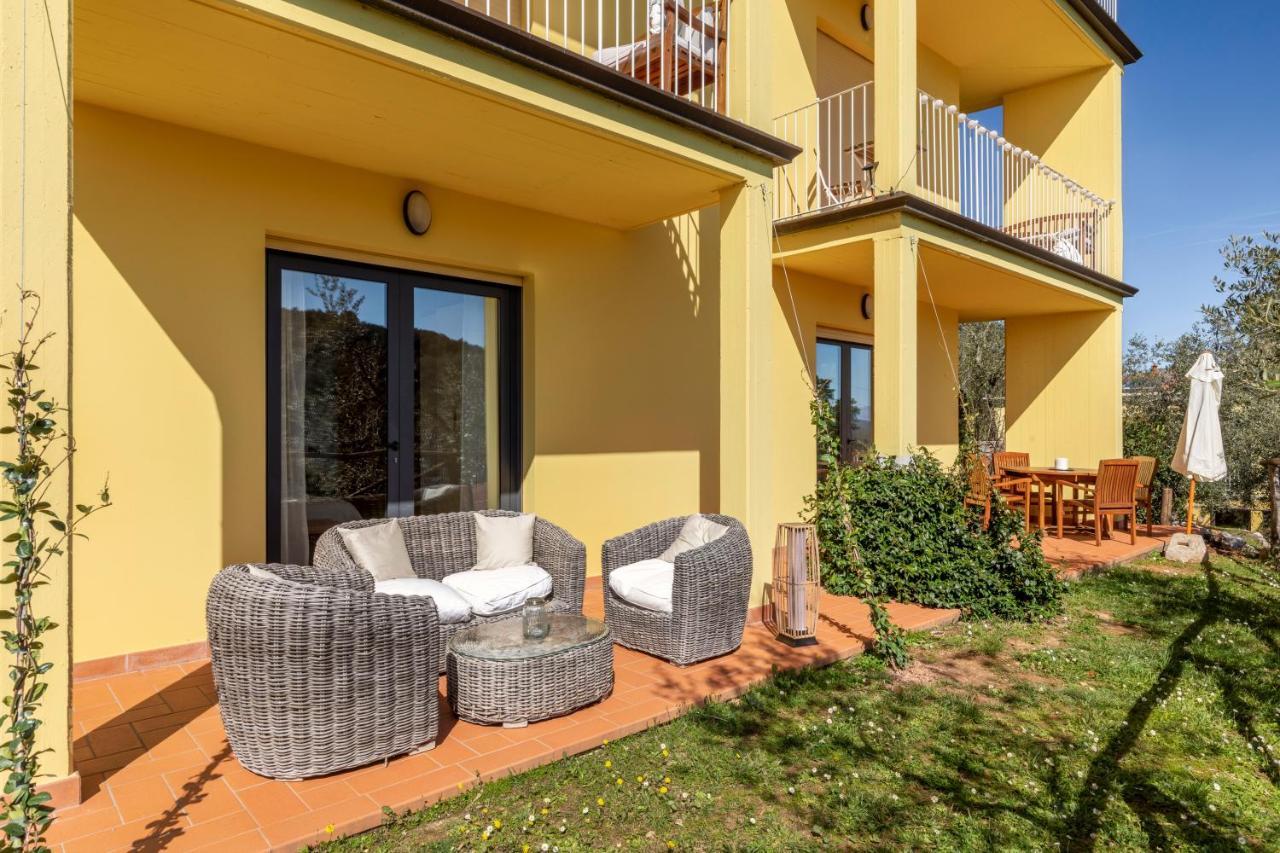 Holiday Prato Verde Chiatri Extérieur photo