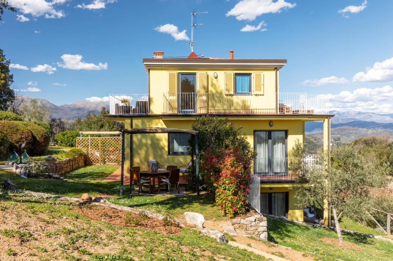 Holiday Prato Verde Chiatri Extérieur photo