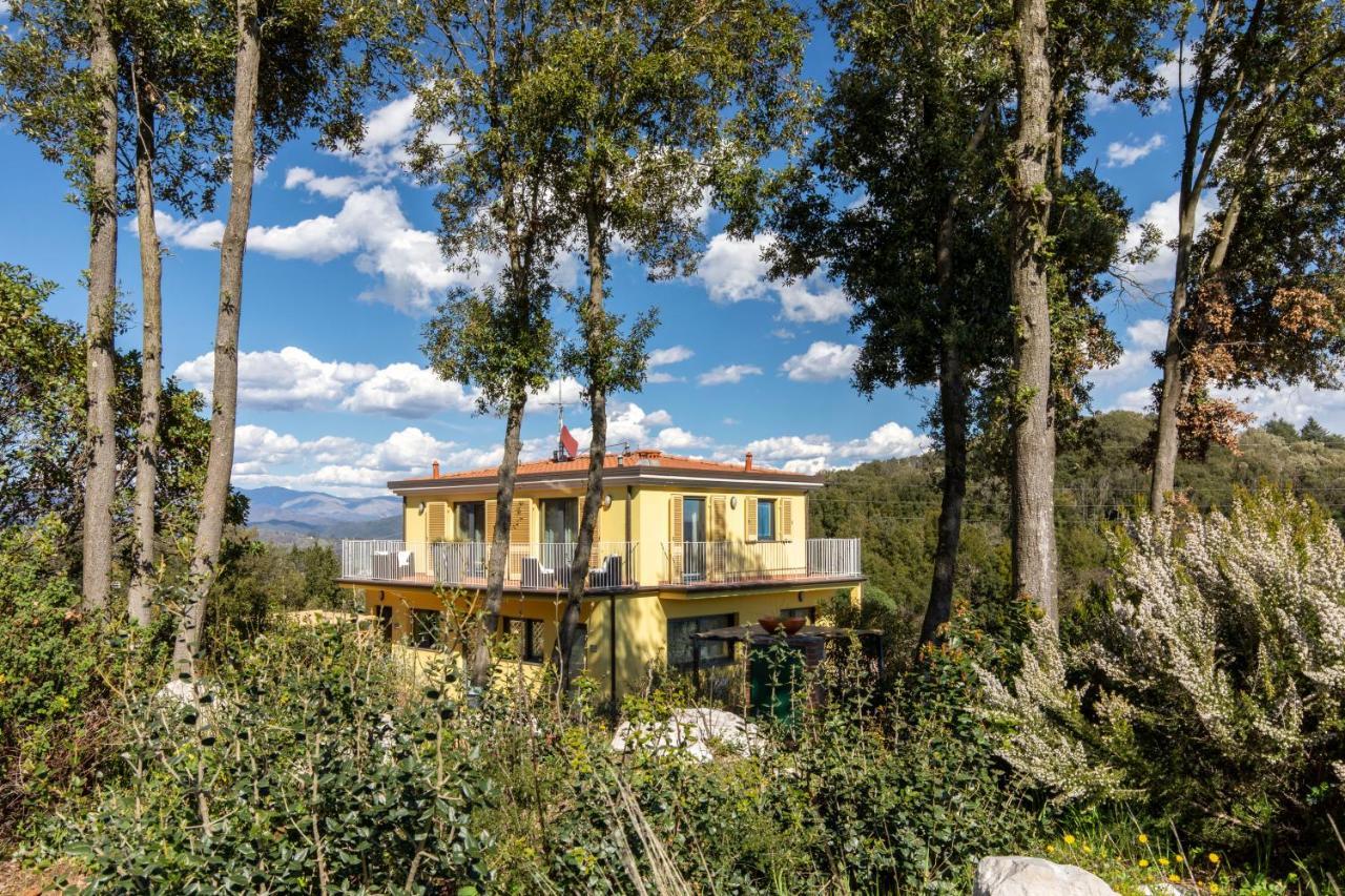 Holiday Prato Verde Chiatri Extérieur photo