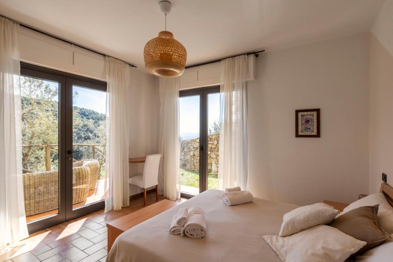 Holiday Prato Verde Chiatri Extérieur photo