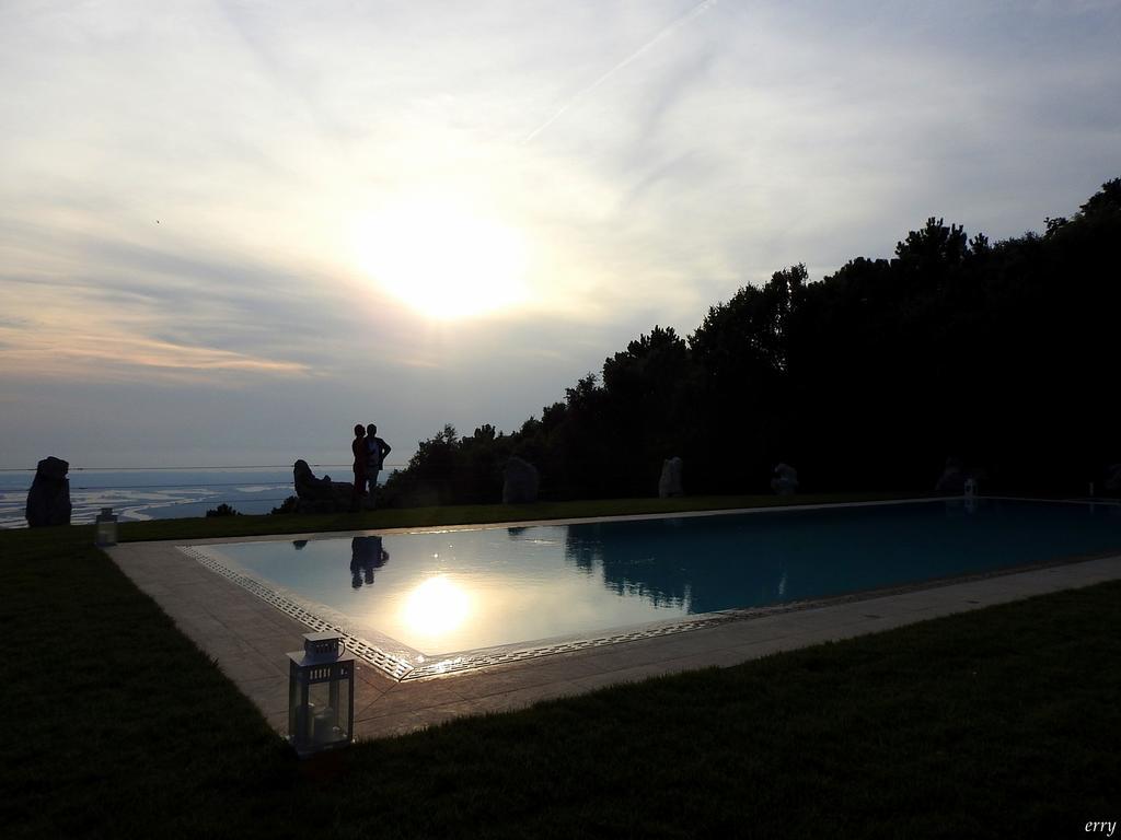 Holiday Prato Verde Chiatri Extérieur photo